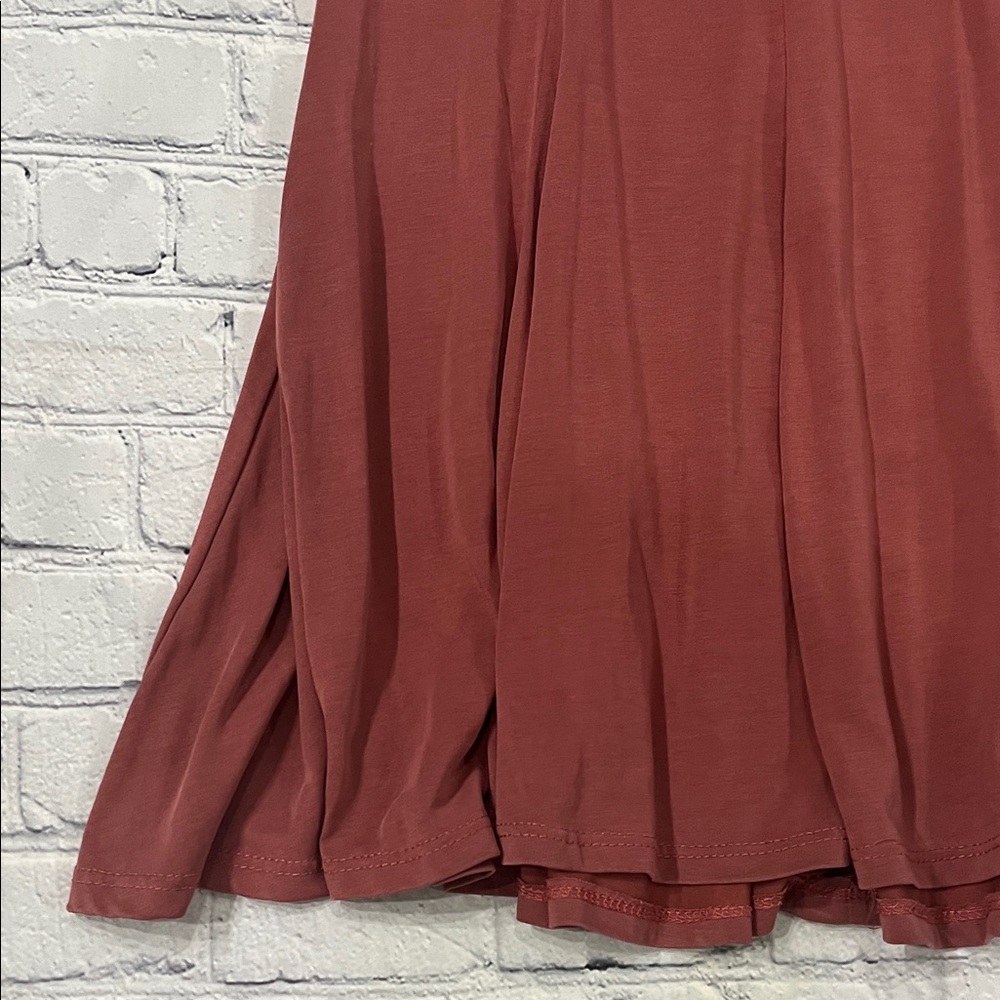 Rust Red Flowy Dress - Picture 11 of 13